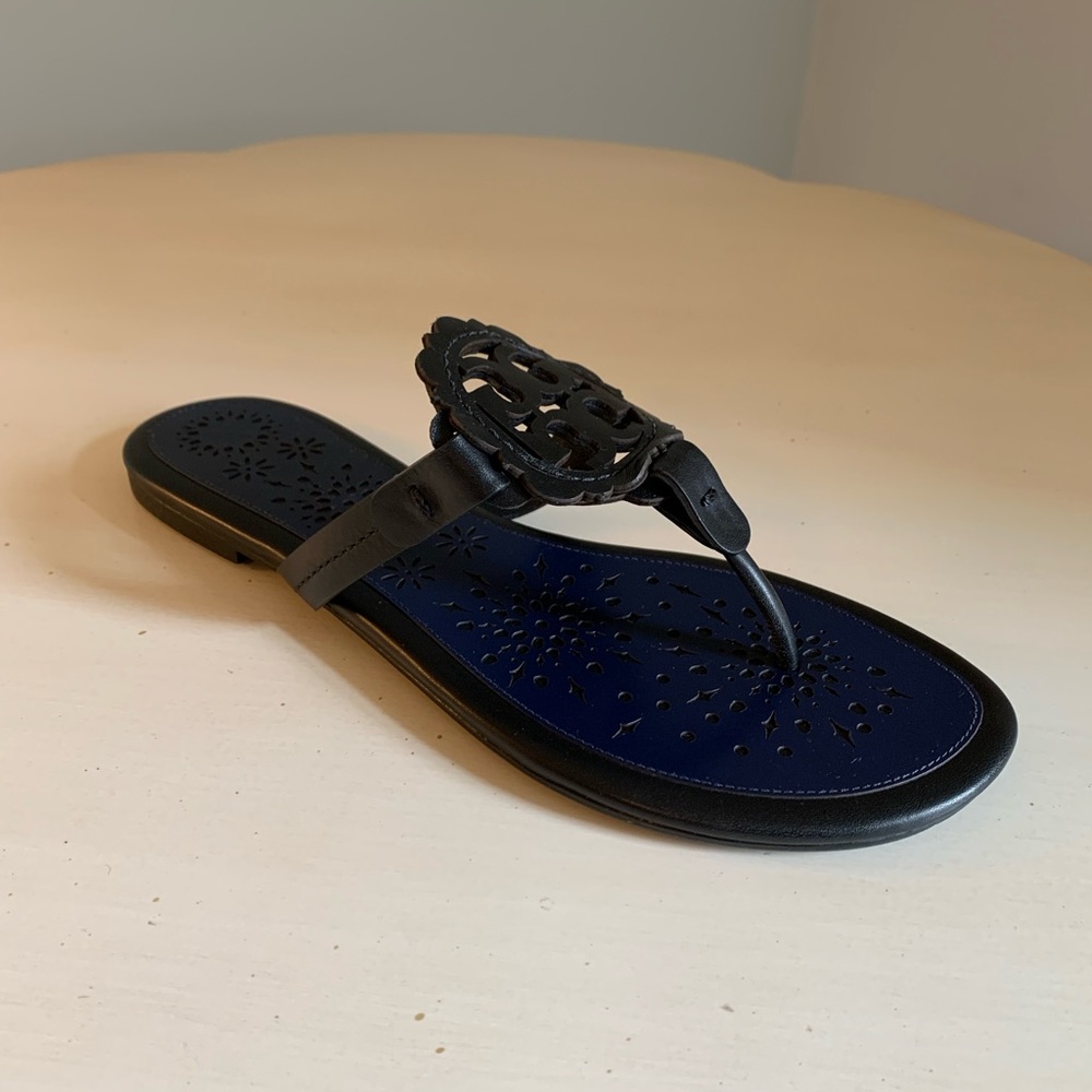 Tory Burch Miller Thongs Scallop Sandals Size 9.5